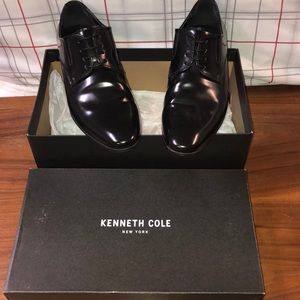 Kenneth Cole dress shoes